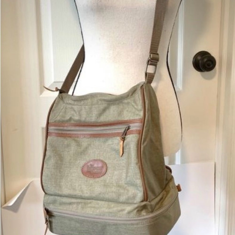 THE LEGENDS COLLECTION by JOSTENS CROSS BODY/Shoulder bag /bottom zip USA MADE